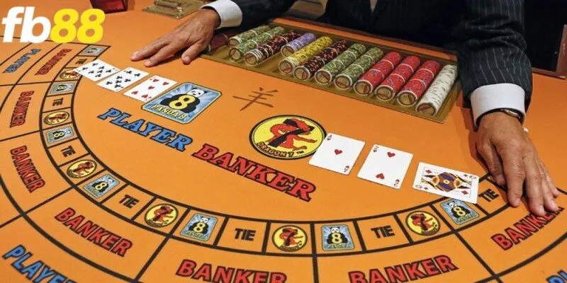 Tham gia vào ván game, anh em sẽ được chia bài bởi bộ phận dealer